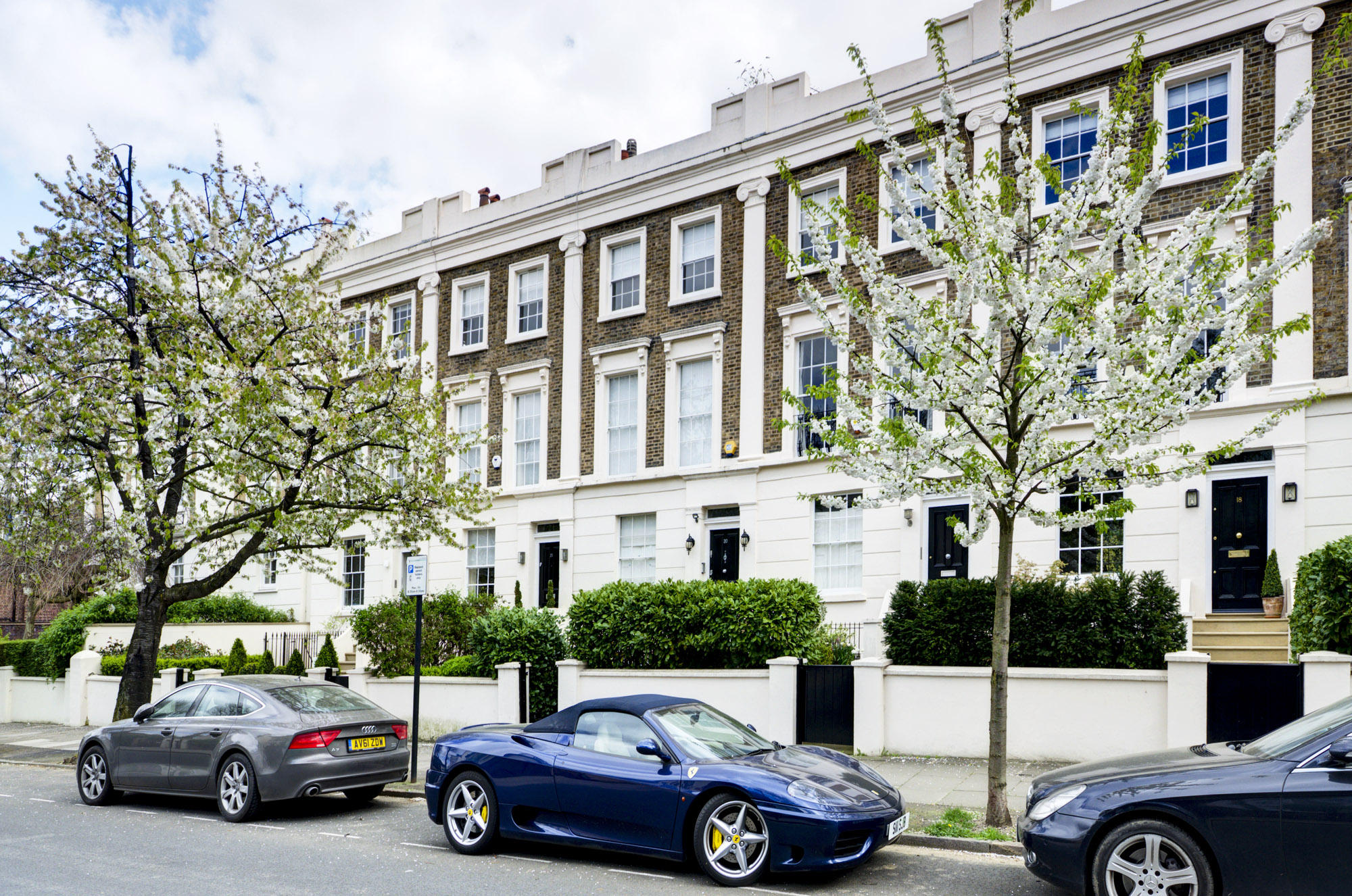 Queens Grove, London, NW8