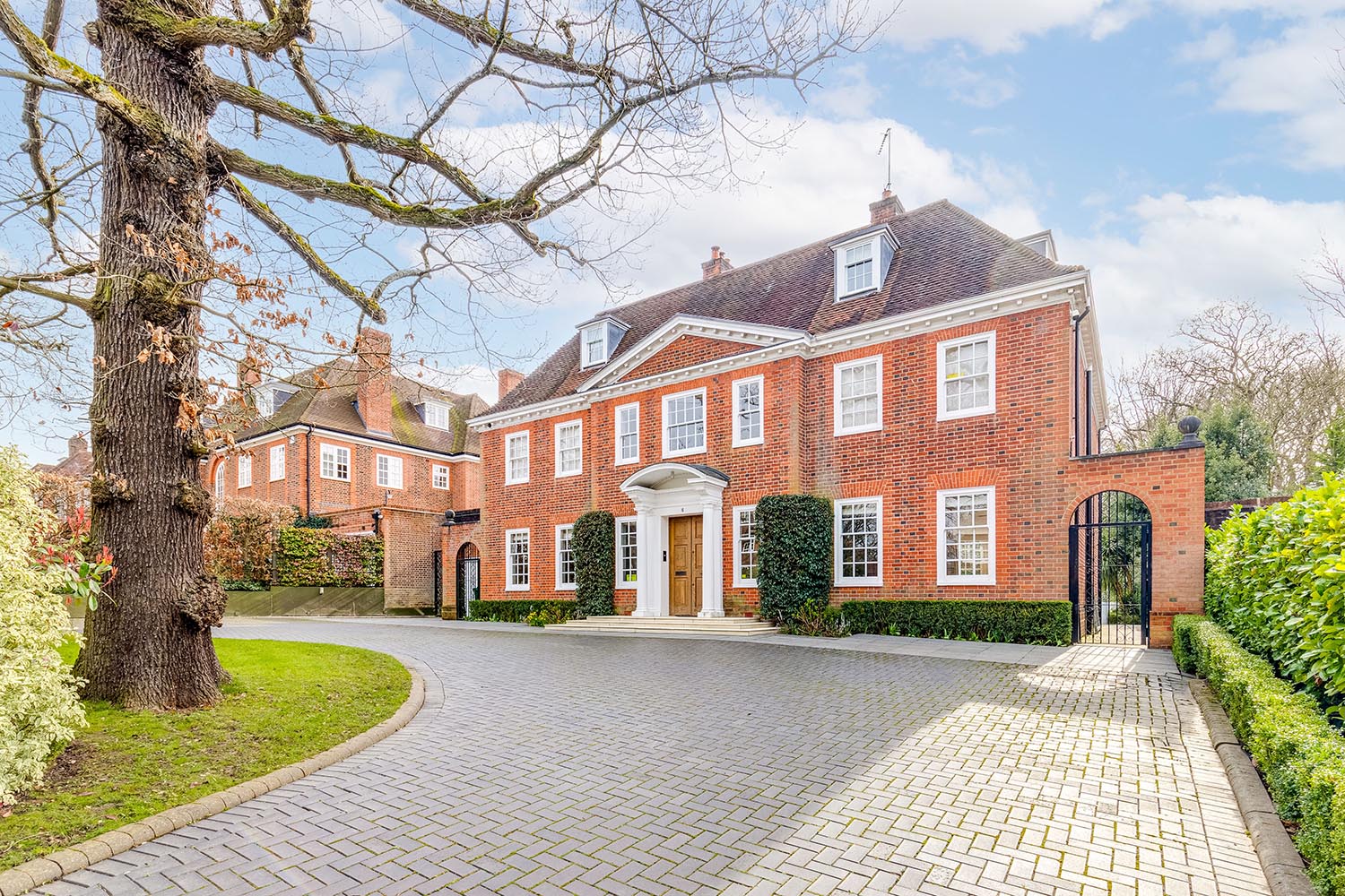 Ingram Avenue, London, NW11